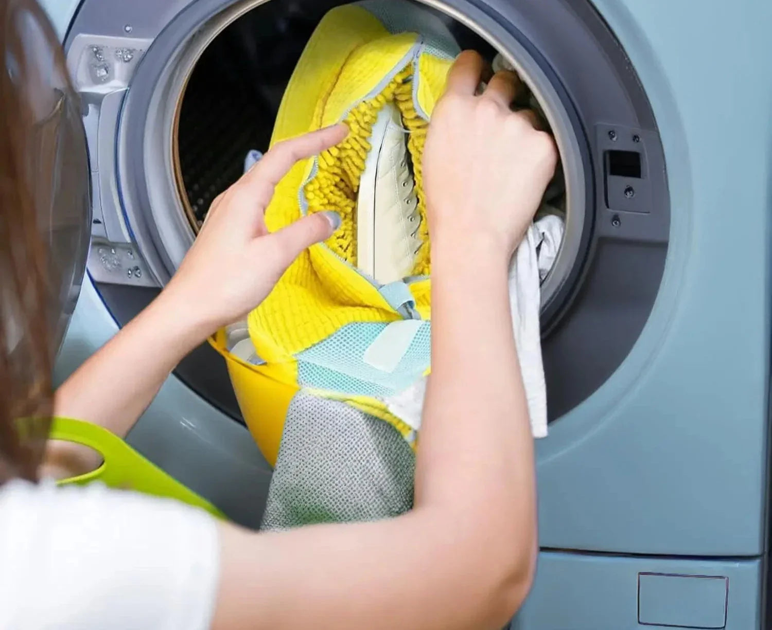 Solução de Limpeza de Calçados Glisera